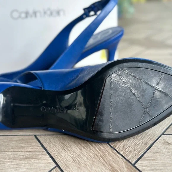 Calvin Klein Women's Royal Blue Gwenith Shiny Nappa Slingback Heels - Picture 12 of 14
